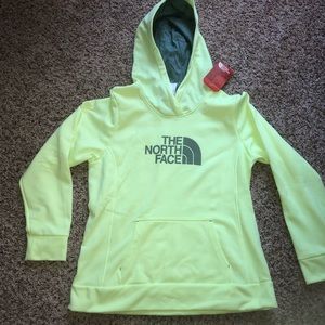 Women’s Northface hoodie NWT!